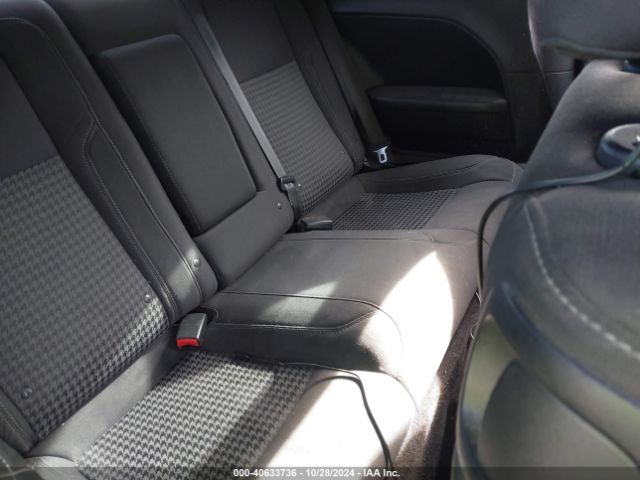 2C3CDZAT9FH704138 Dodge Challenger R/t