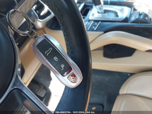2016 PORSCHE CAYENNE WP1AA2A28GKA38134 Photo 10