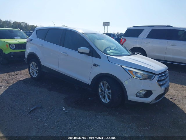 Ford ESCAPE SE 2017 1FMCU0GDXHUE75777 Image 1