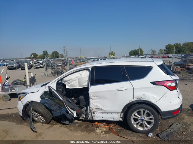 Ford ESCAPE SE 2017 1FMCU0GDXHUE75777 Image 14