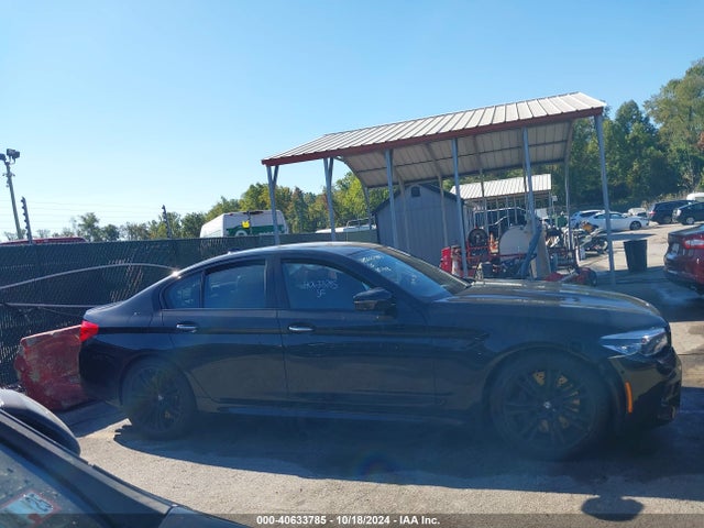 BMW M5 2018 WBSJF0C5XJB283760 Image 13