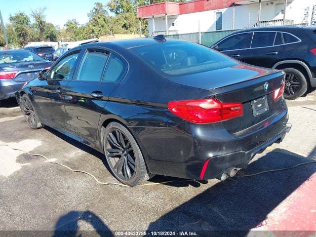 BMW M5 2018 WBSJF0C5XJB283760 Image 3