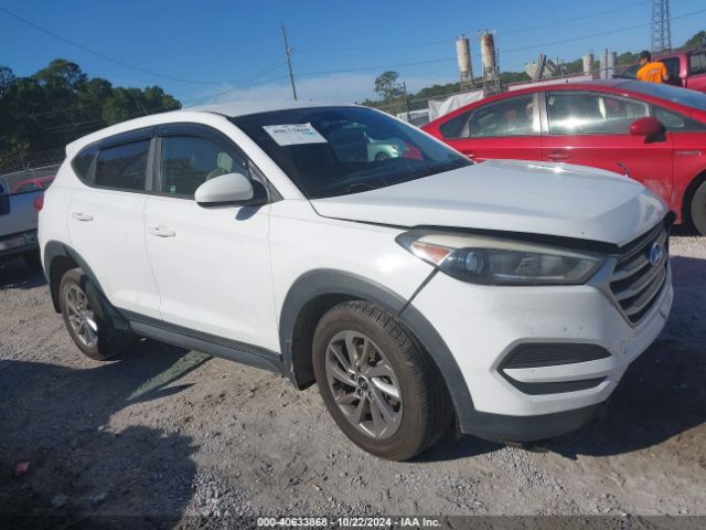 KM8J23A48HU508329 Hyundai TUCSON SE
