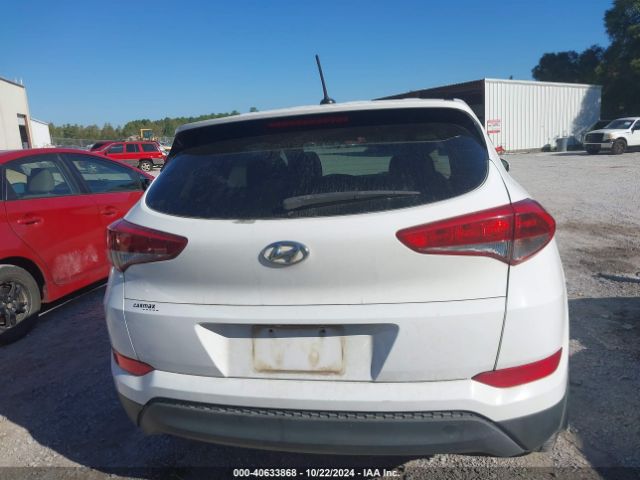 KM8J23A48HU508329 Hyundai TUCSON SE