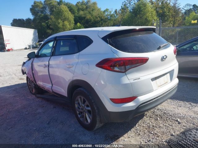 KM8J23A48HU508329 Hyundai TUCSON SE