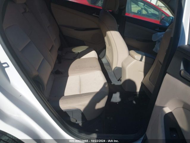 KM8J23A48HU508329 Hyundai TUCSON SE
