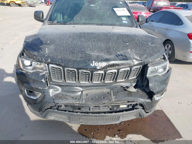 1C4RJEAG1KC811160 Jeep Grand Cherokee Laredo E 4x2