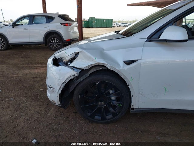 2022 TESLA MODEL Y 7SAYGAEE1NF559805 Photo 5