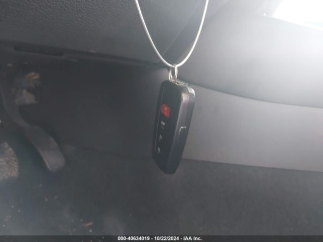 5YFFPMAE4MP238002 Toyota Corolla Xle