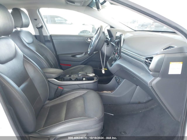 KMHC85LJ2LU070549 Hyundai Ioniq Electric Limited