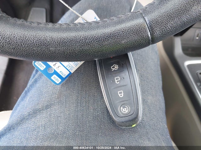 Ford Escape Titanium 2018 1FMCU9J93JUB31352 Image 11