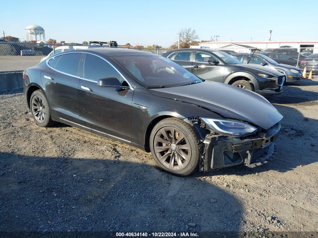 2018 TESLA MODEL S 5YJSA1E29JF249115 Photo 0