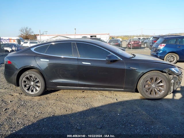 Tesla Model S 100d/75d/p100d 2018 5YJSA1E29JF249115 Image 13