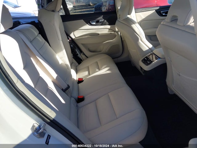 YV4102WK6N1088785 Volvo V60 Cross Country T5