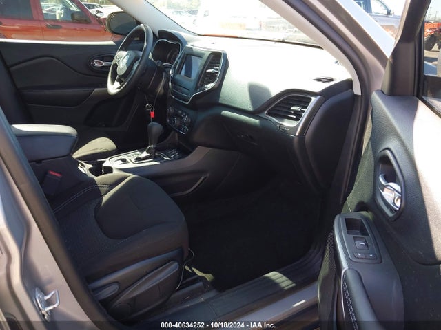 Продаж на аукціоні авто 2019 Jeep Cherokee Latitude Fwd, vin: 1C4PJLCB7KD269425, номер лоту: 40634252
