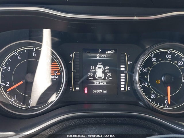 Продаж на аукціоні авто 2019 Jeep Cherokee Latitude Fwd, vin: 1C4PJLCB7KD269425, номер лоту: 40634252