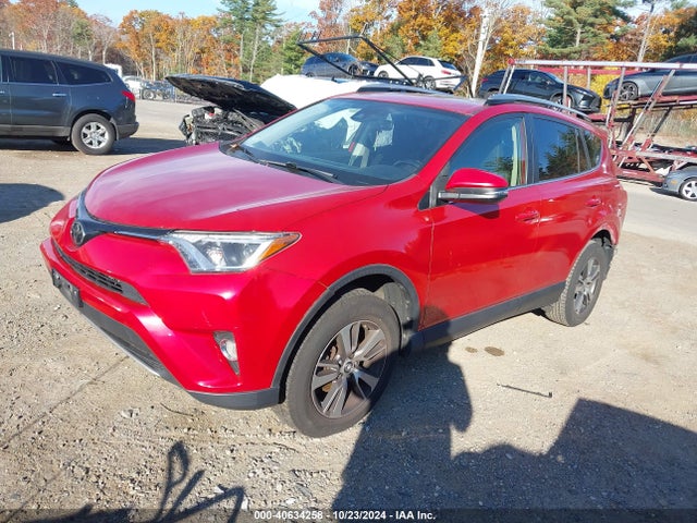 Toyota Rav4 Xle 2017 JTMRFREVXHJ149956 Image 2