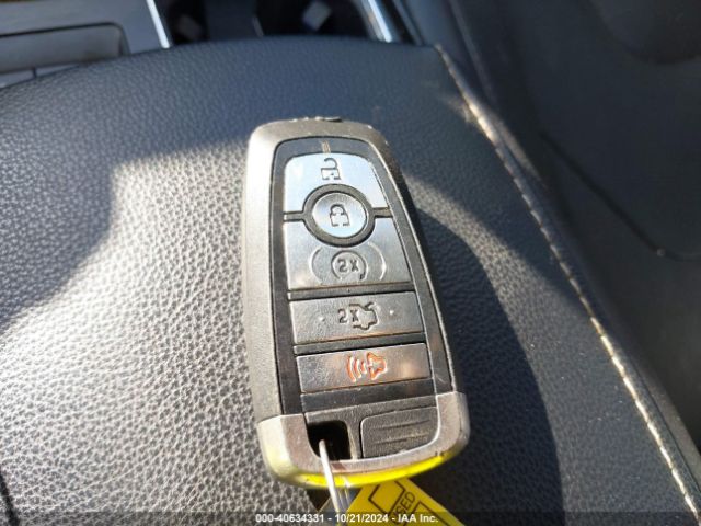 3FA6P0RU4JR210362 Ford Fusion Hybrid Titanium