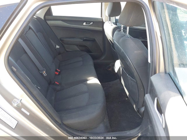 5XXG14J26MG045452 KIA K5 LXS