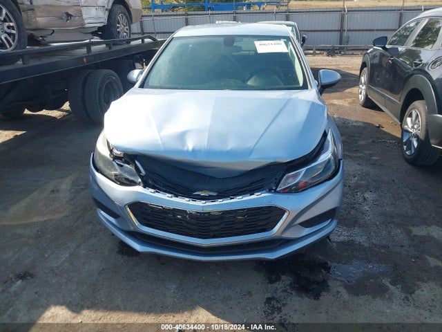 Chevrolet Cruze Lt Auto 2018 1G1BE5SM7J7130902 Image 12