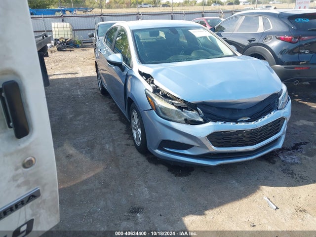 Chevrolet Cruze Lt Auto 2018 1G1BE5SM7J7130902 Image 13
