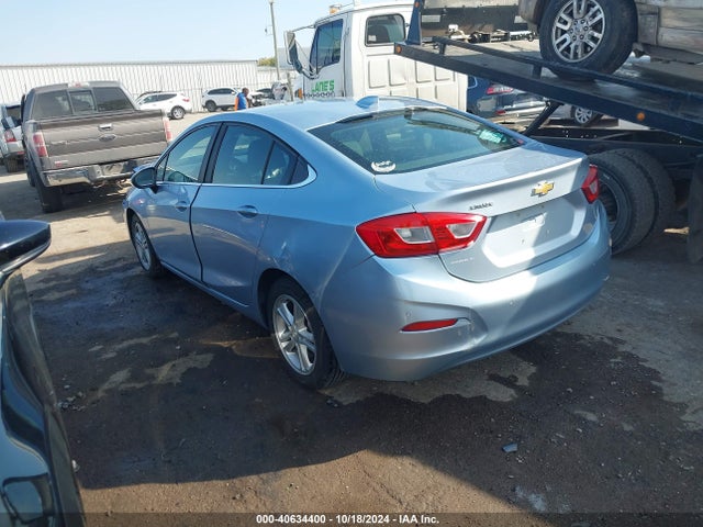 Chevrolet Cruze Lt Auto 2018 1G1BE5SM7J7130902 Image 3