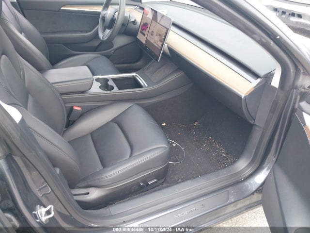 2023 TESLA MODEL 3 5YJ3E1EA4PF570469 Photo 4