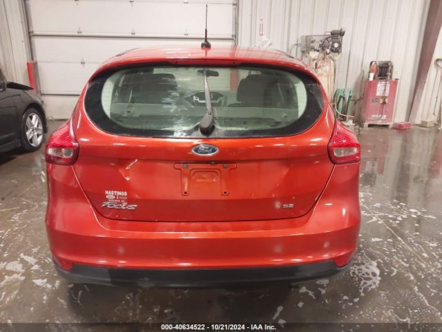 1FADP3K27JL322105 Ford FOCUS SE