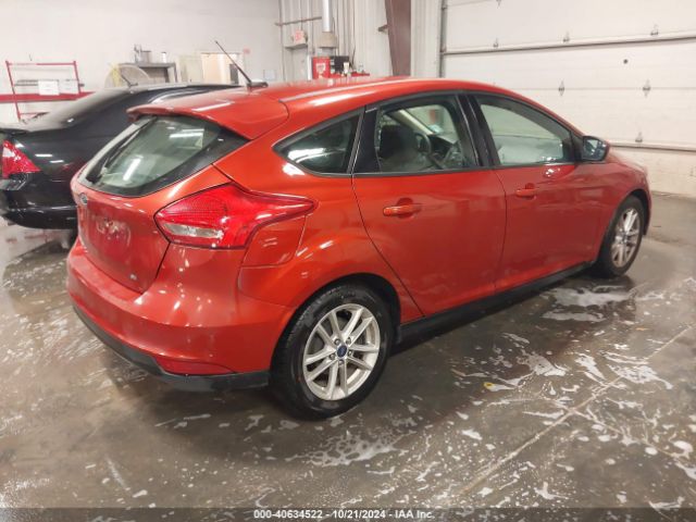 1FADP3K27JL322105 Ford FOCUS SE