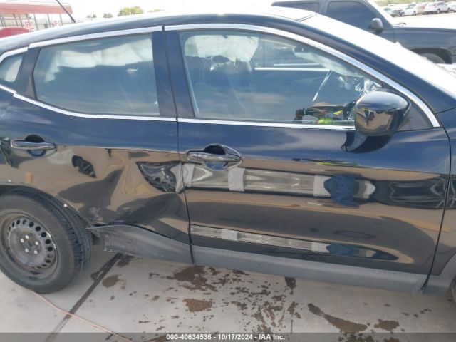 JN1BJ1CV4LW259095 Nissan Rogue Sport S Fwd Xtronic Cvt
