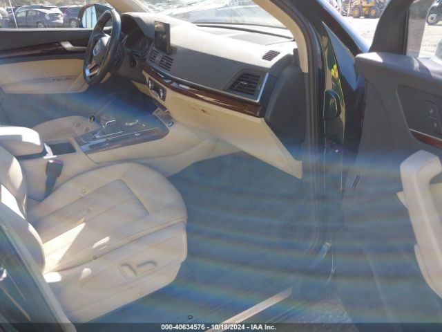WA1BNAFY5J2060532 Audi Q5 2.0t Premium/2.0t Tech Premium
