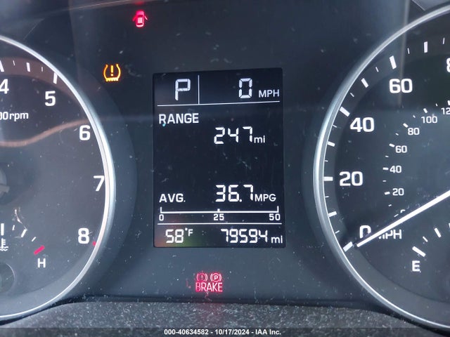 5NPD84LF0HH011659 Hyundai ELANTRA SE