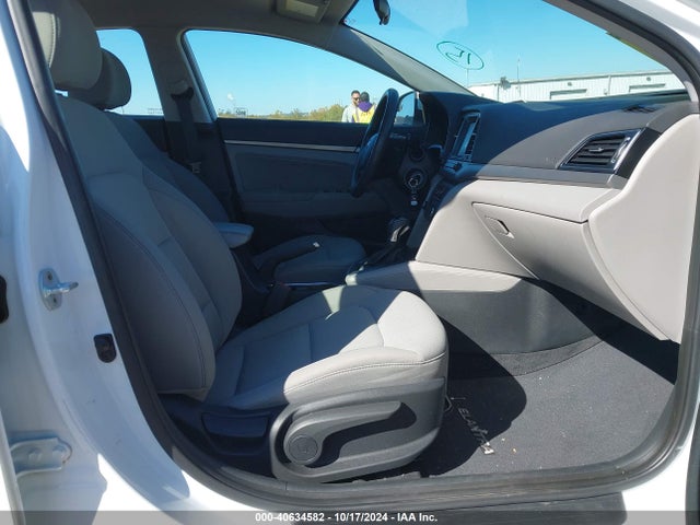5NPD84LF0HH011659 Hyundai ELANTRA SE