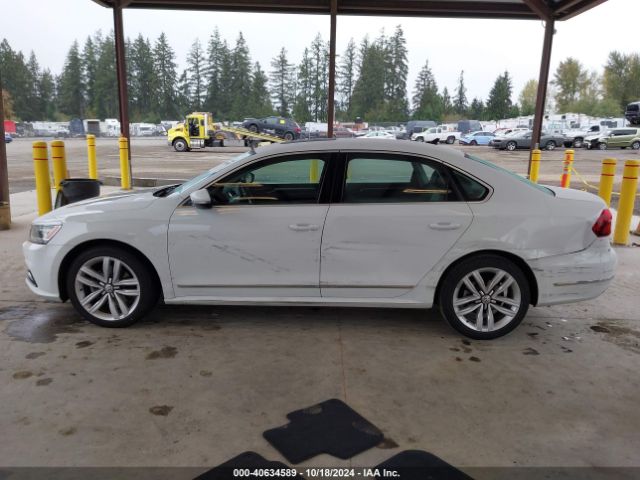 1VWGT7A33HC076827 Volkswagen Passat 1.8t Se