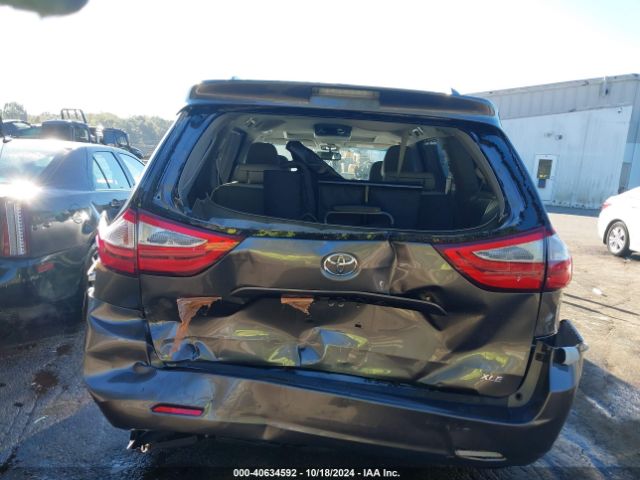 5TDYZ3DC4HS886928 Toyota Sienna Xle 8 Passenger