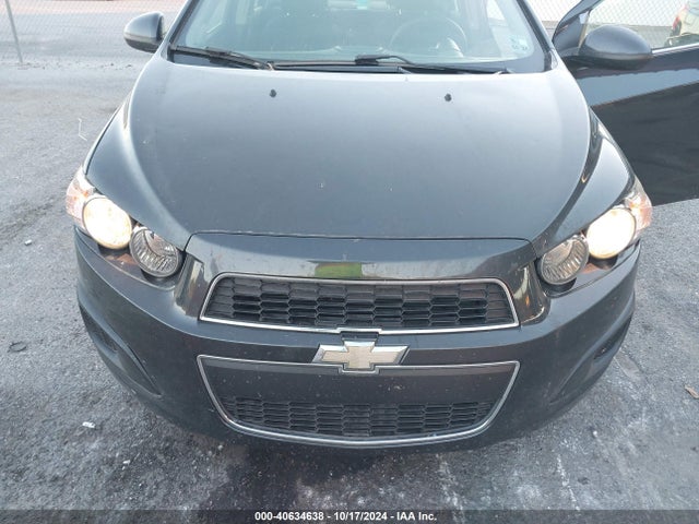 Chevrolet Sonic Lt Auto 2015 1G1JC5SH2F4209472 Image 6
