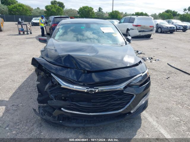 1G1ZD5ST0NF212054 Chevrolet Malibu Fwd Lt