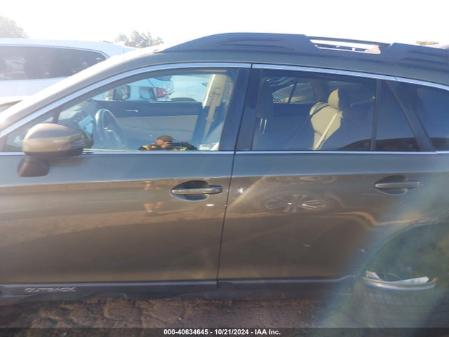 Subaru Outback 2.5i Limited 2016 4S4BSBNC0G3237626 Image 14