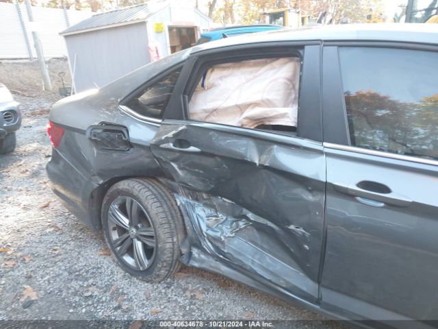 3VWN57BU7MM066366 Volkswagen Jetta 1.4t R-line/1.4t S