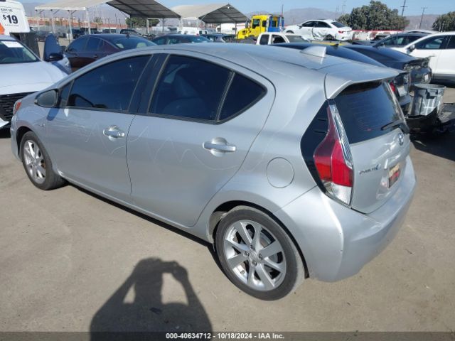 JTDKDTB35F1095874 Toyota Prius C Four