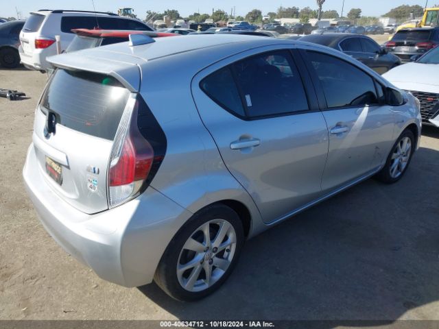 JTDKDTB35F1095874 Toyota Prius C Four