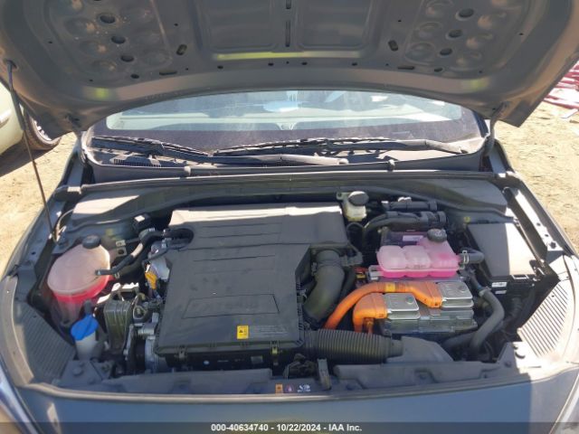KMHC65LC0NU281310 Hyundai Ioniq Hybrid Blue