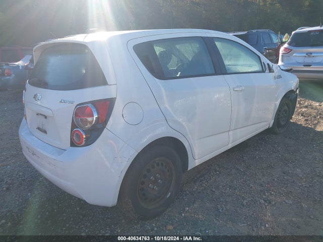 Chevrolet Sonic Ls Auto 2016 1G1JA6SH9G4124058 Image 4