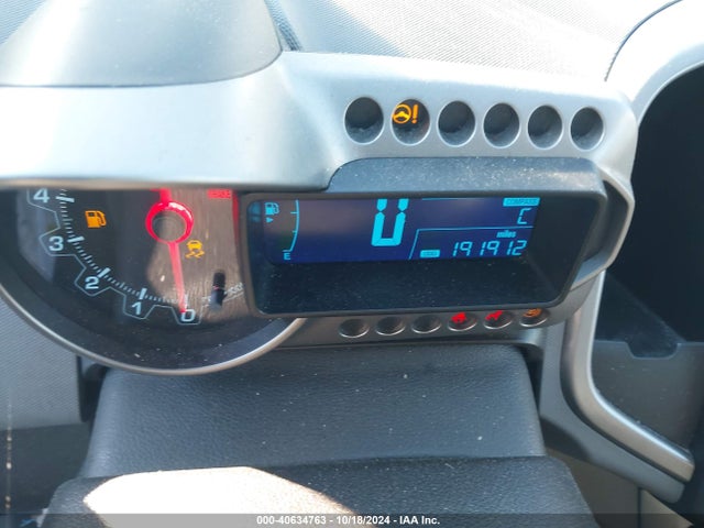 Chevrolet Sonic Ls Auto 2016 1G1JA6SH9G4124058 Image 7