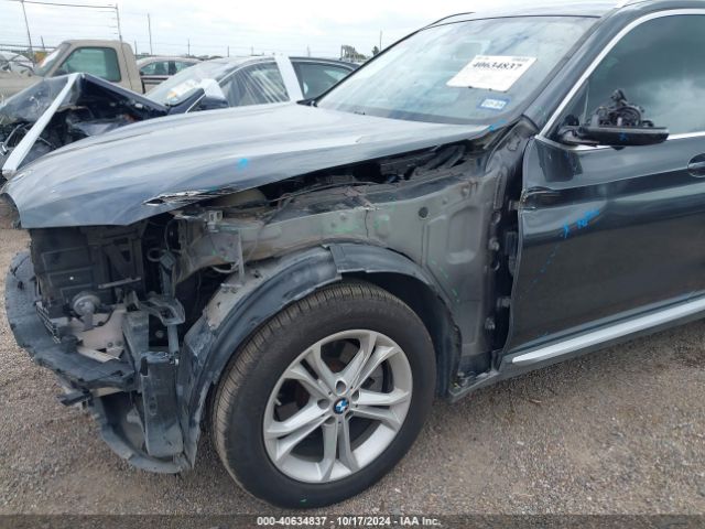 5UXTR7C51KLF32752 BMW X3 Sdrive30i