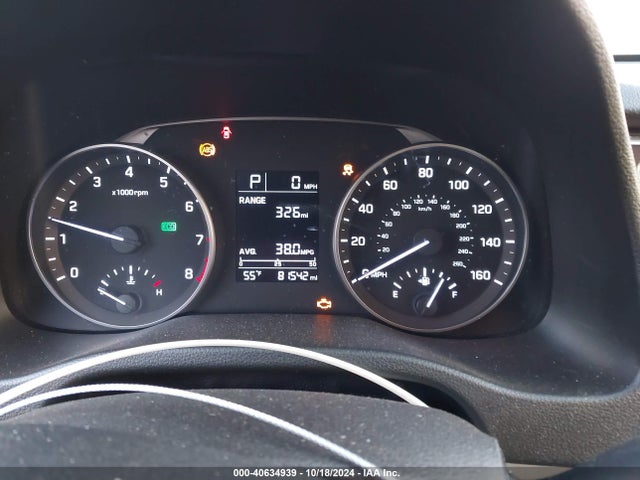 Hyundai ELANTRA SE 2018 5NPD74LF0JH390686 Image 7