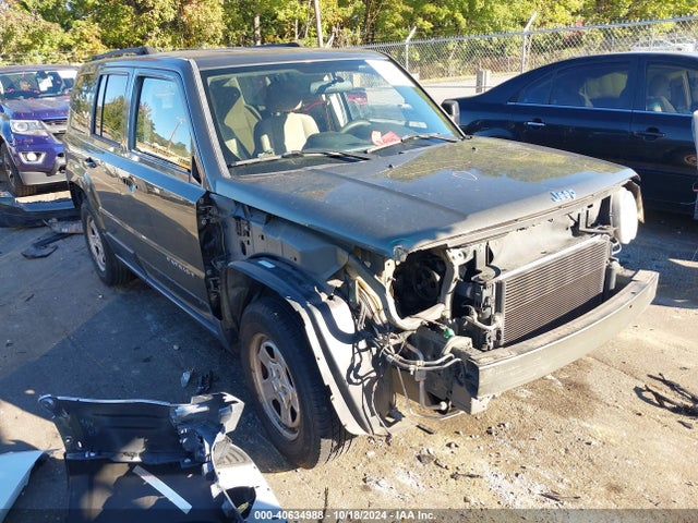 1C4NJPBA1FD285388 Jeep Patriot Sport