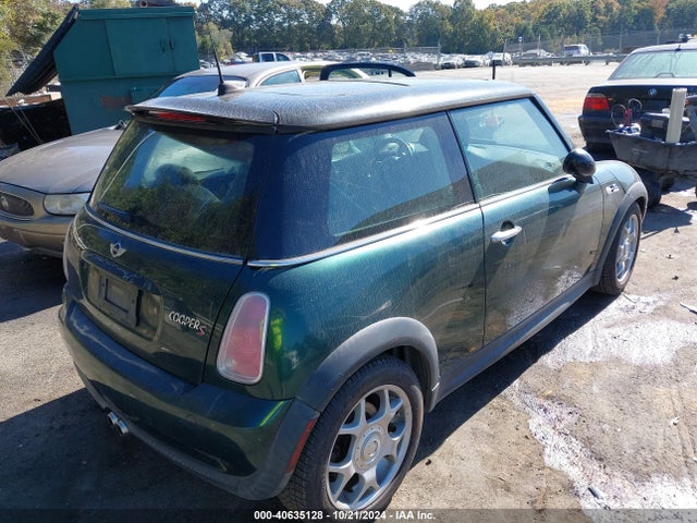 2005 MINI COOPER S WMWRE33475TG95706 Photo 3