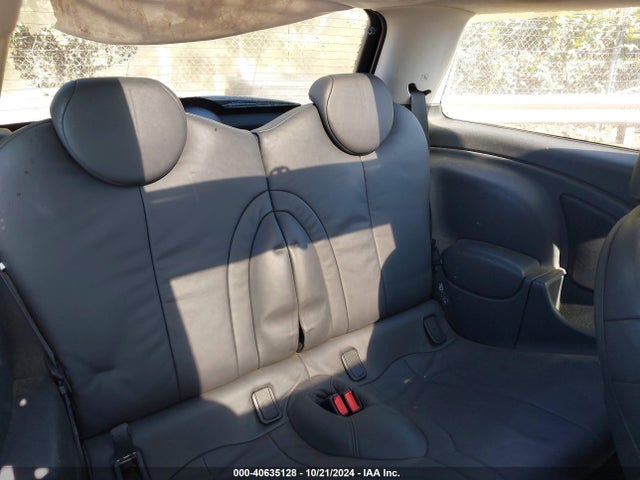 2005 MINI COOPER S WMWRE33475TG95706 Photo 7