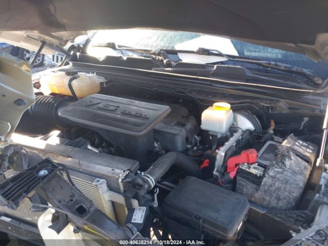 1C6RREJG3KN813299 RAM 1500 Laramie  4x2 5'7 Box